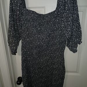 Zenobia Black and White Floral Blouse